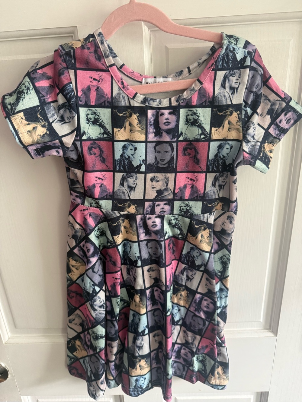 Girls' Multi-Color Pop Art Short Sleeve Dress - Taylor Swift Eras